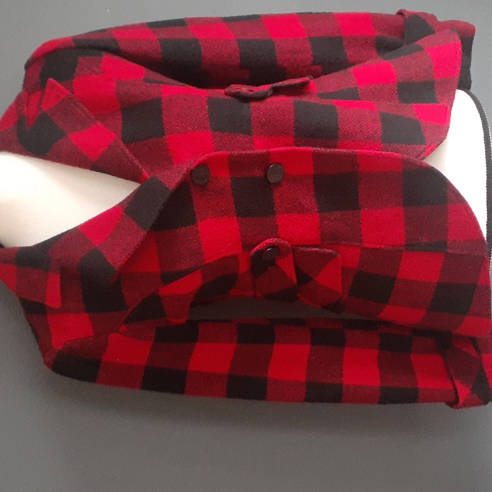 Aqua  red button down shacket XS. - Picture 2 of 14